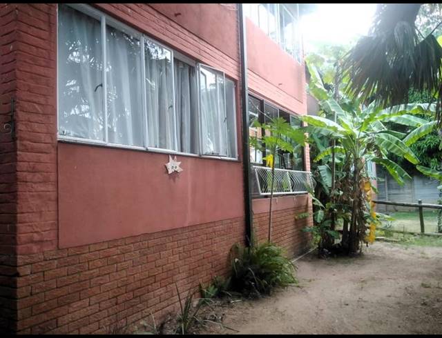 2 BEDROOM APARTMENT FOR SALE IN WHITE RIVER CENTRAL